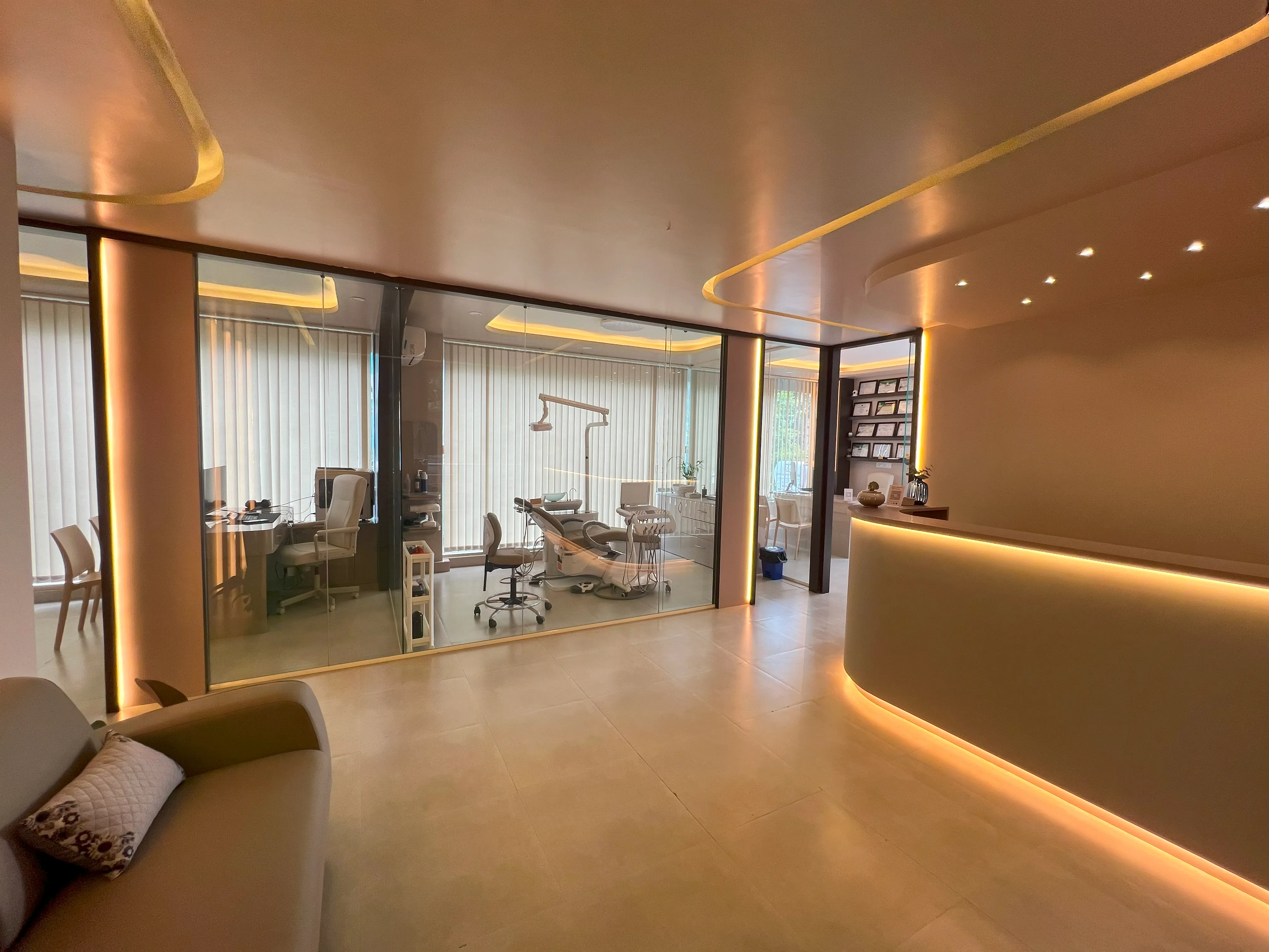 Wide view of Prarachan Dental Clinic